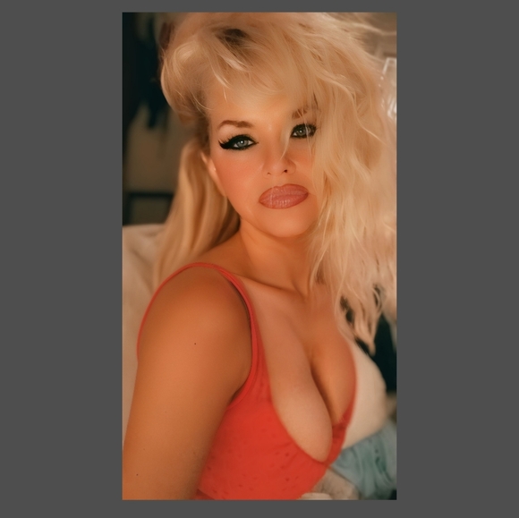 Meet your Posher, Angela - Picture 4 of 11